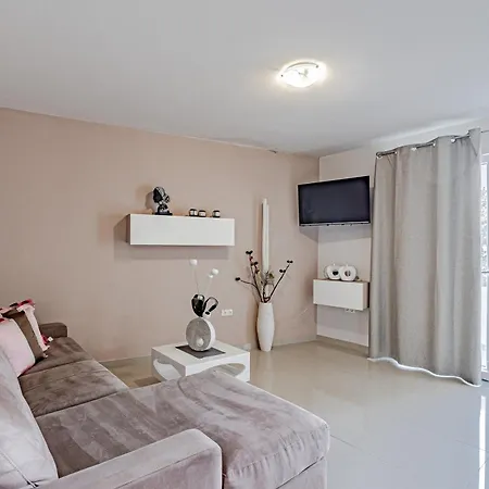 Seaside House Prigradica, Korcula - 21988 Holiday home Blato (Korcula)